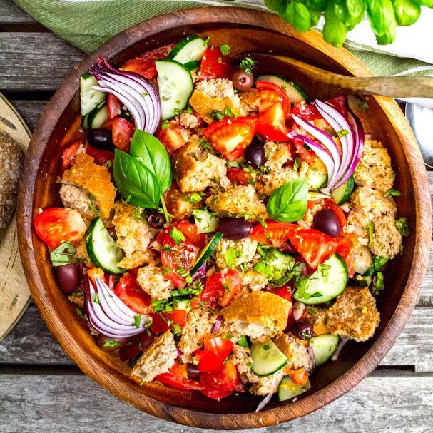 Panzanella - Classic Italian Tomato and Bread Salad